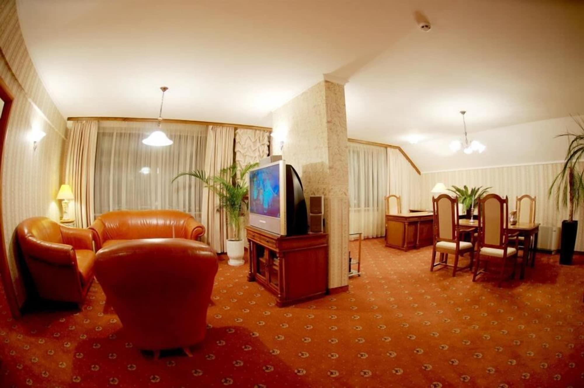 בורגאס Mirage Hotel מראה חיצוני תמונה